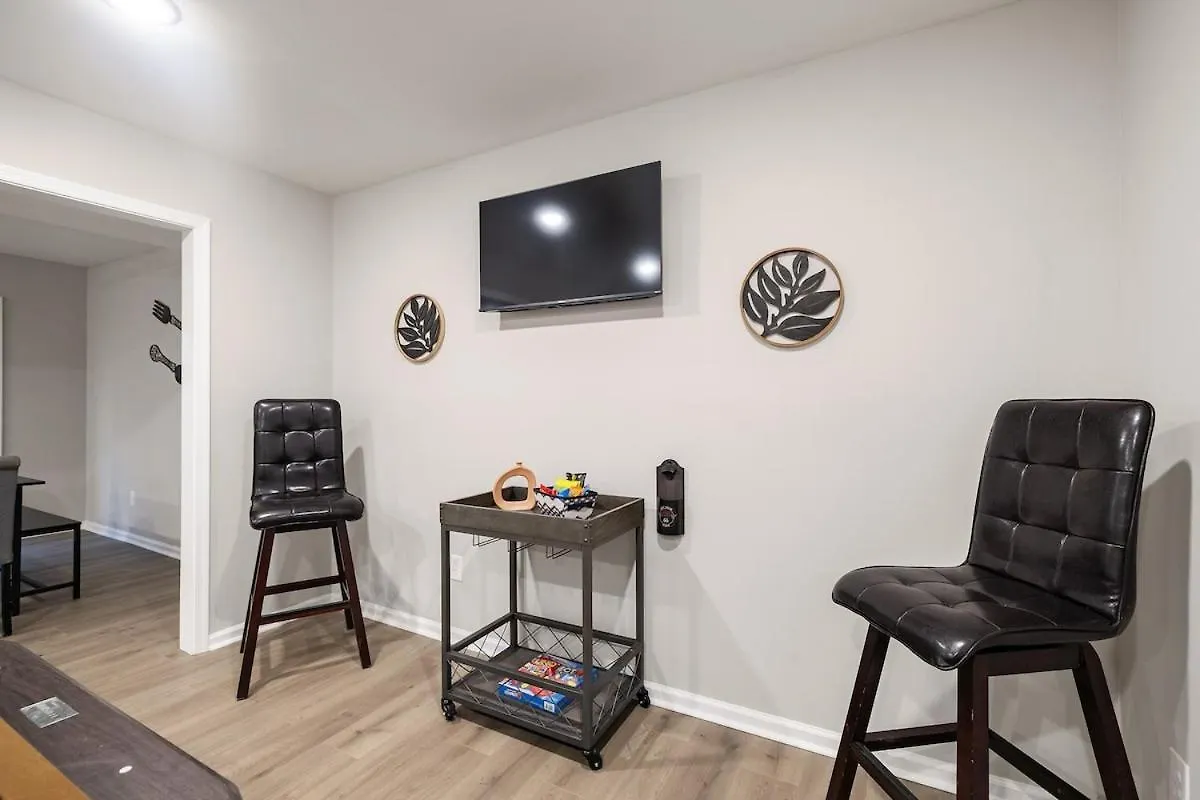 Pool Table Paradise! 3 Bedroom Getaway In Rva! Richmond